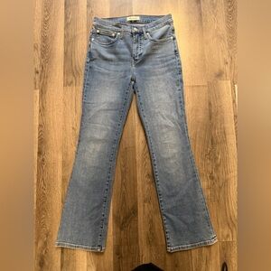 Madewell Mid-Rise Kick Out Jeans in Blue Wash - Size 26 NWOT